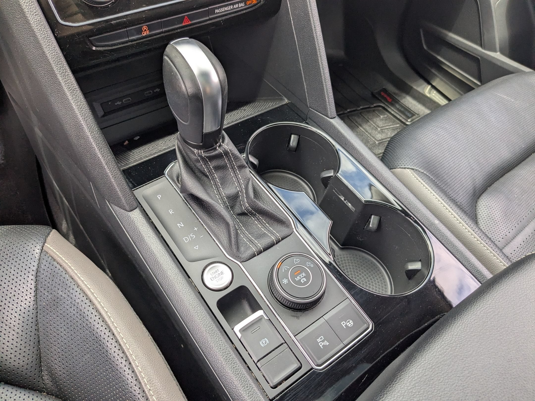 2022 Volkswagen Atlas 3.6L V6 SEL Premium R-Line