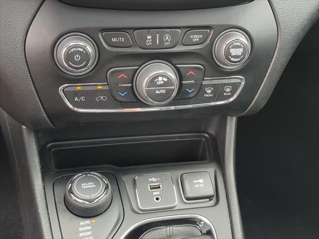 2023 Jeep Cherokee Altitude Lux 4x4
