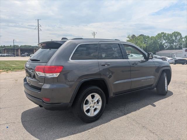 2017 Jeep Grand Cherokee Laredo 4x2