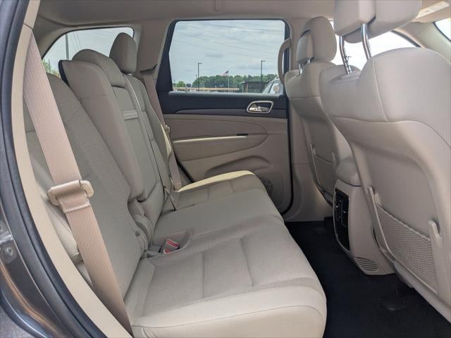 2017 Jeep Grand Cherokee Laredo 4x2