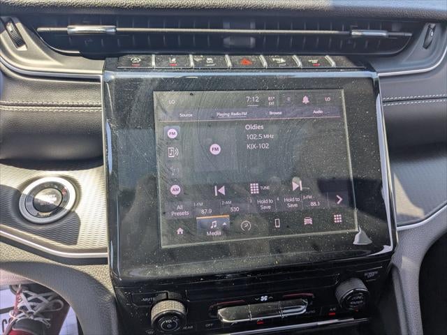 2025 Jeep Grand Cherokee L Laredo X 4x4