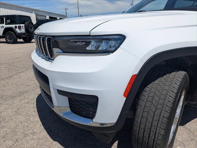 2025 Jeep Grand Cherokee L Laredo X 4x4