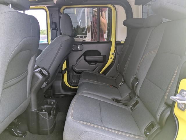 2024 Jeep Gladiator Nighthawk
