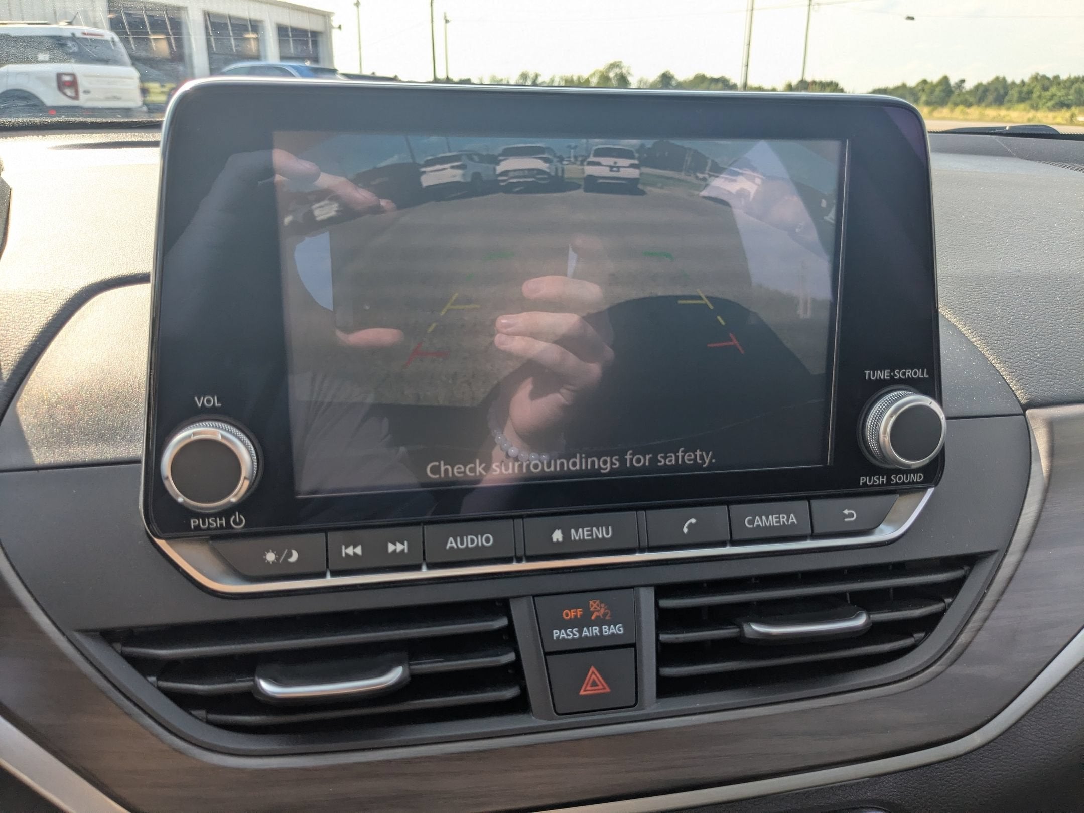 2024 Nissan Altima SV FWD