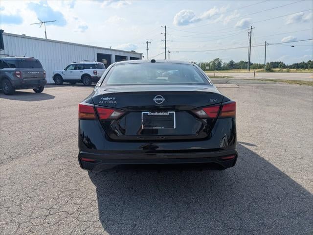 2024 Nissan Altima SV FWD