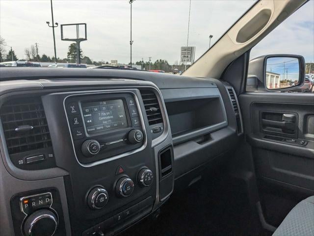 2020 RAM 1500 Classic Tradesman Crew Cab 4x2 5'7' Box
