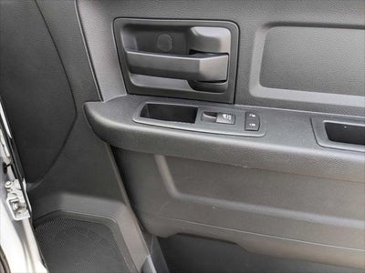 2020 RAM 1500 Classic Tradesman Crew Cab 4x2 5'7' Box