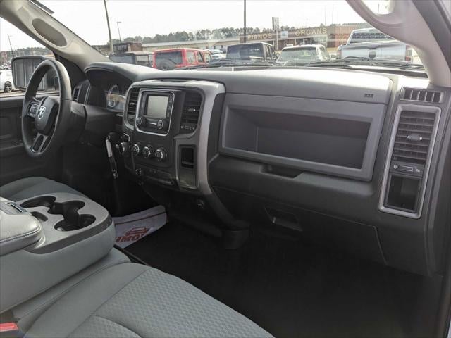 2020 RAM 1500 Classic Tradesman Crew Cab 4x2 5'7' Box