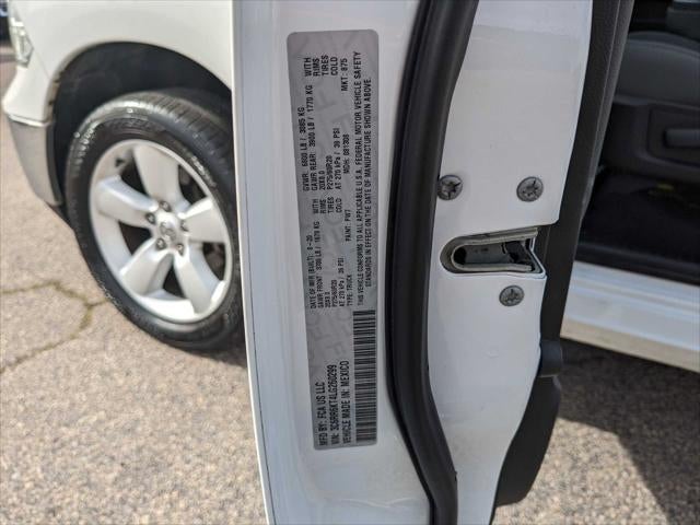 2020 RAM 1500 Classic Tradesman Crew Cab 4x2 5'7' Box