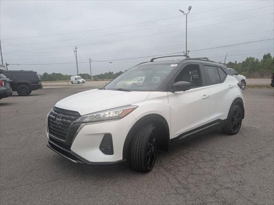 2024 Nissan Kicks SR Xtronic CVT
