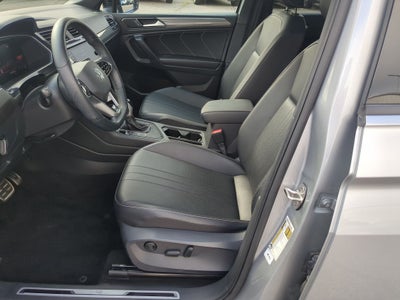 2023 Volkswagen Tiguan 2.0T SE R-Line Black
