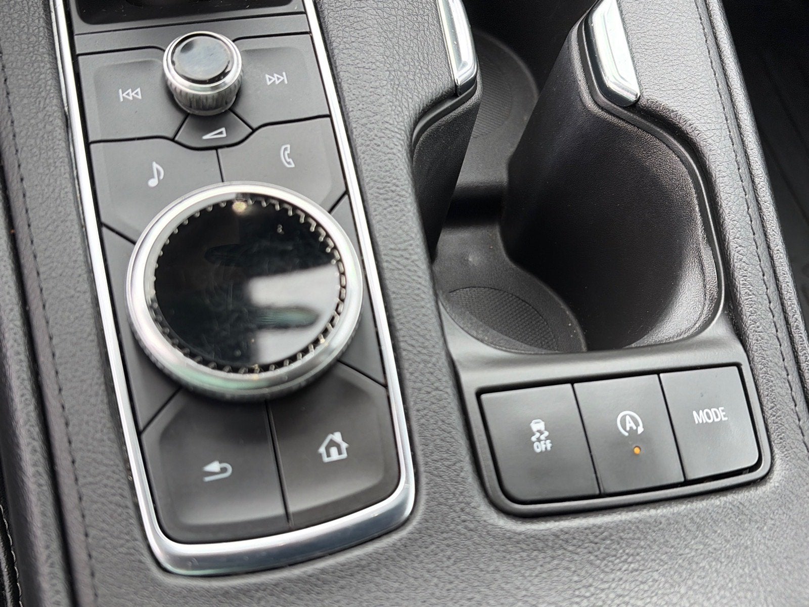 2023 Cadillac XT4 AWD Luxury
