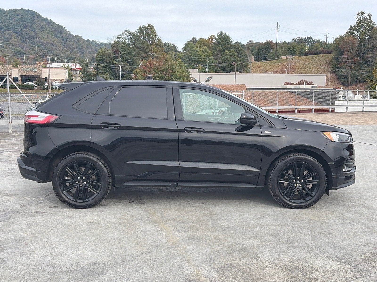 2022 Ford Edge ST-Line