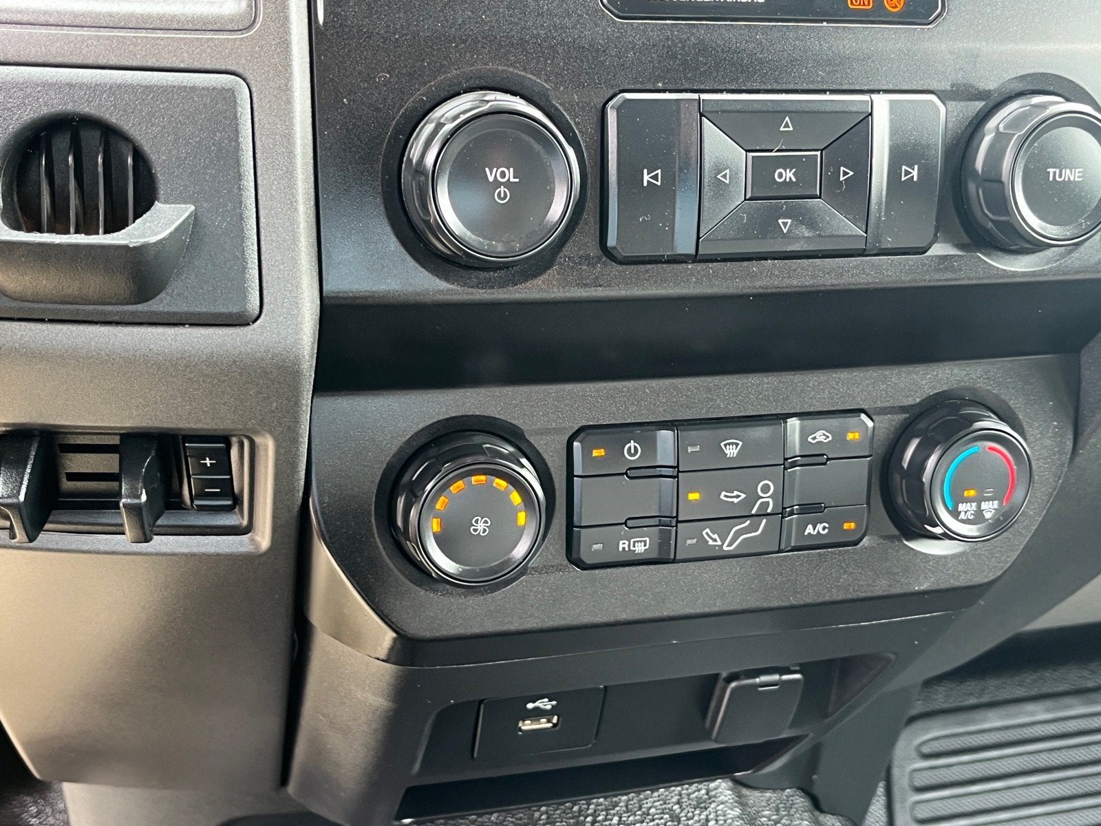 2021 Ford Super Duty F-550 DRW XL