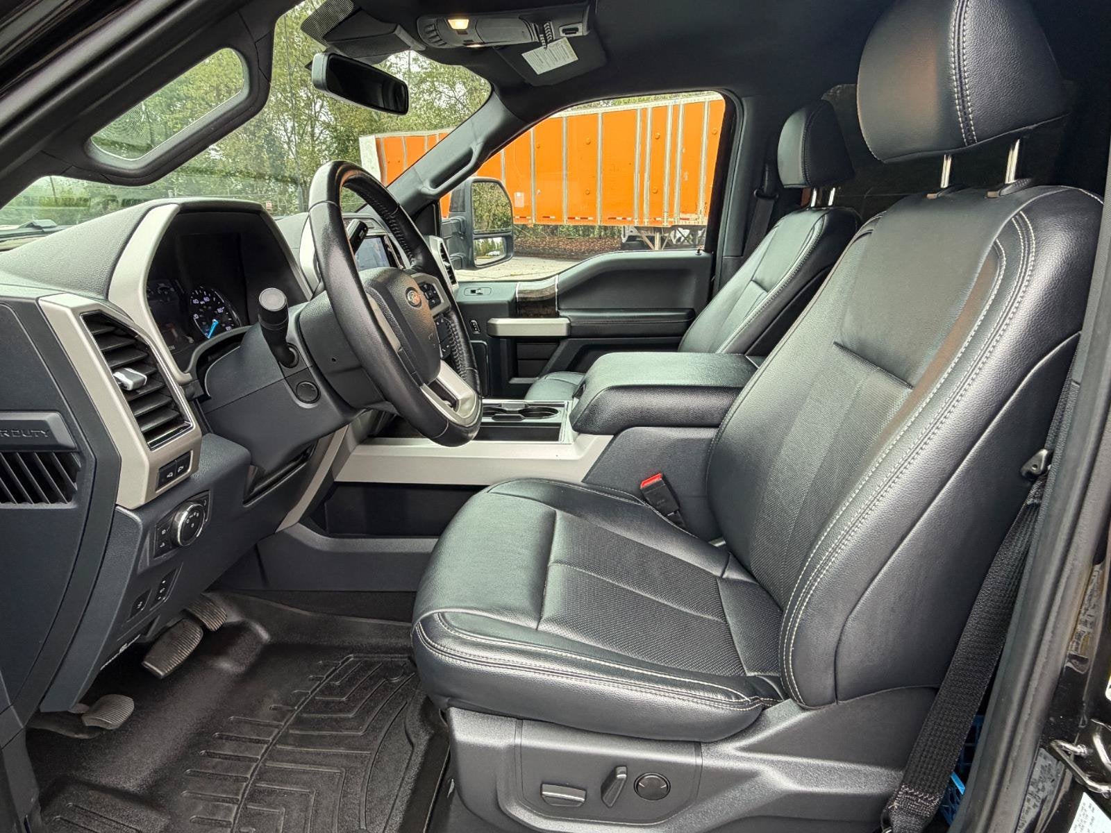 2022 Ford Super Duty F-250 SRW LARIAT