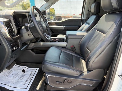 2024 Ford Super Duty F-450 DRW LARIAT