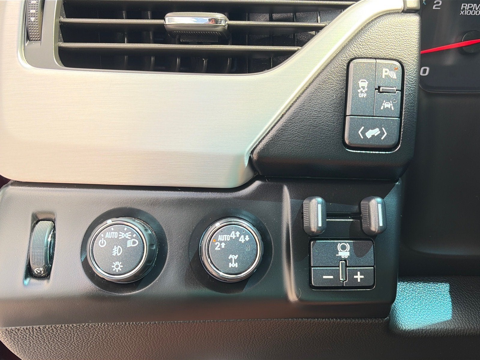 2017 GMC Yukon SLE