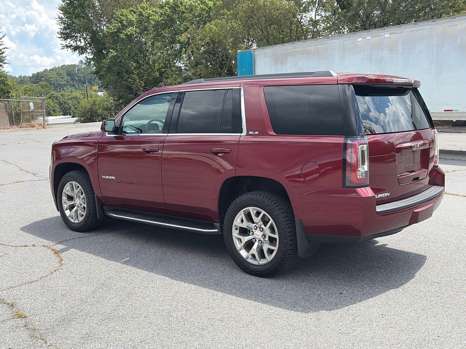 2017 GMC Yukon SLE
