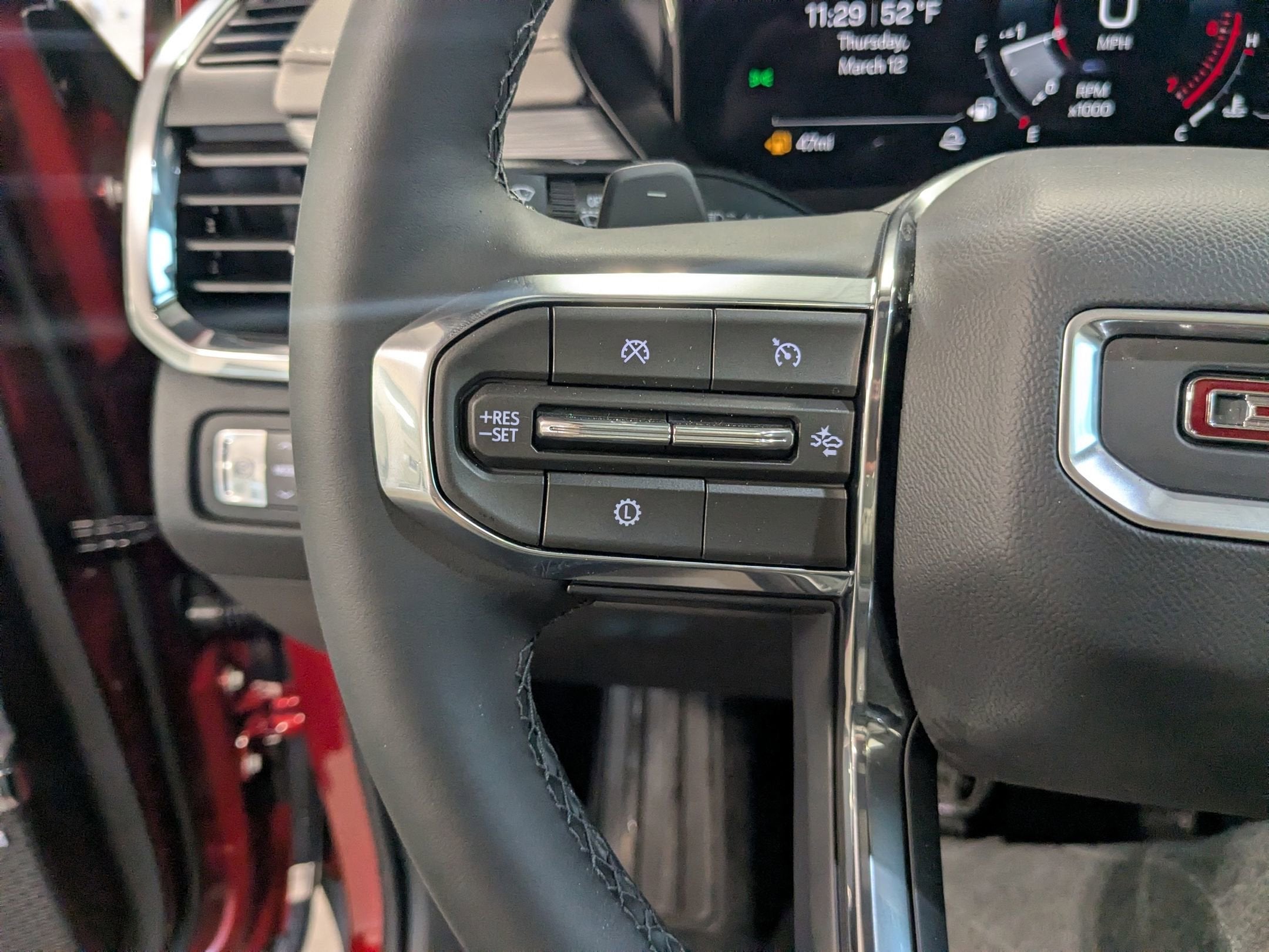 2026 GMC Acadia Elevation - Photo 16