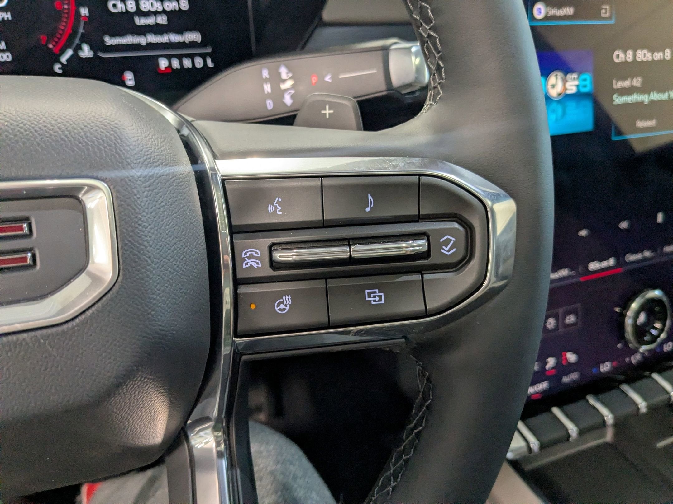 2026 GMC Acadia Elevation - Photo 17