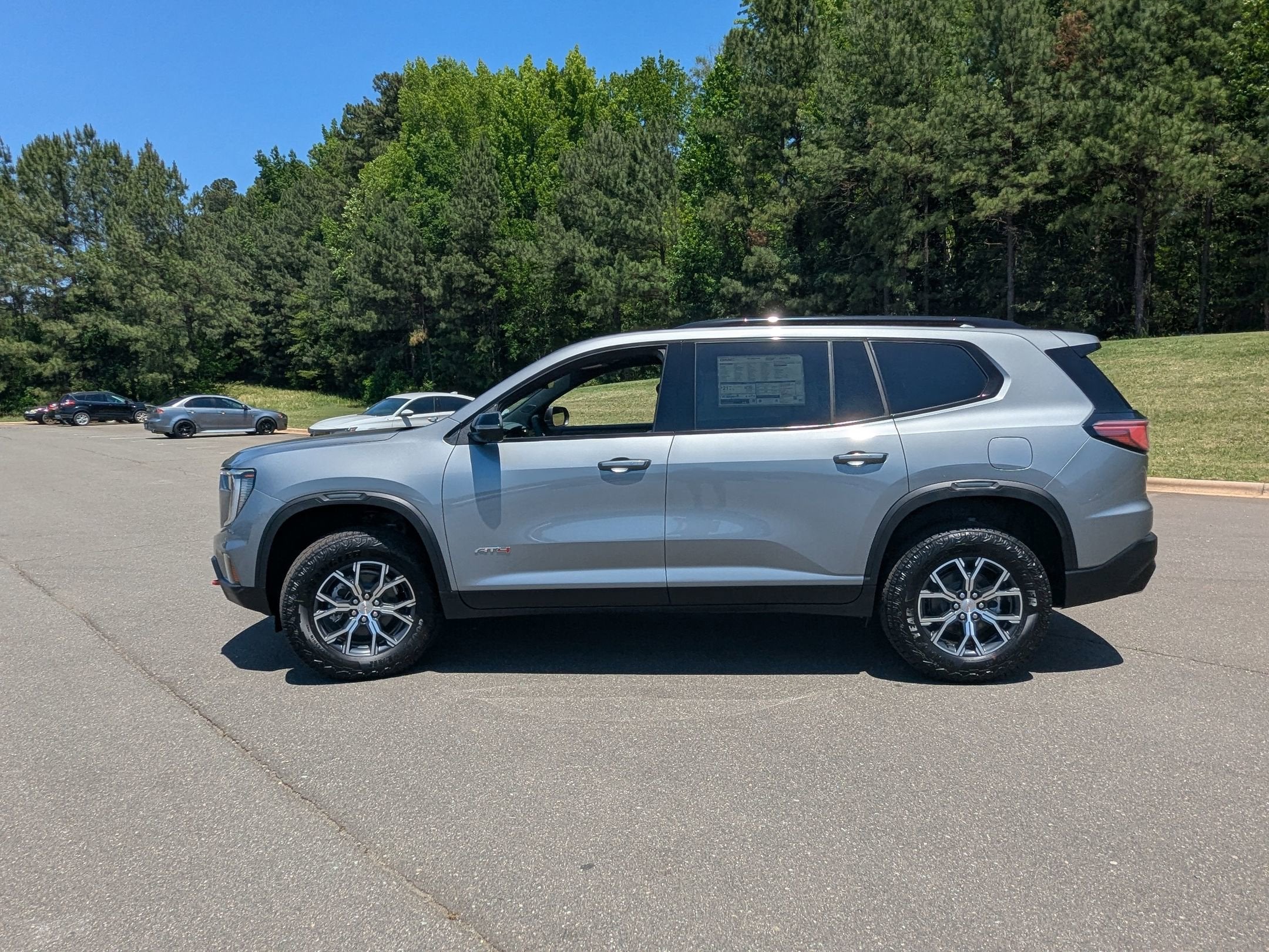 2026 GMC Acadia AT4