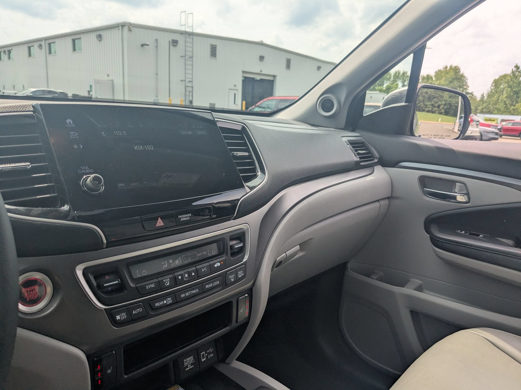 2022 Honda Pilot 2WD Special Edition