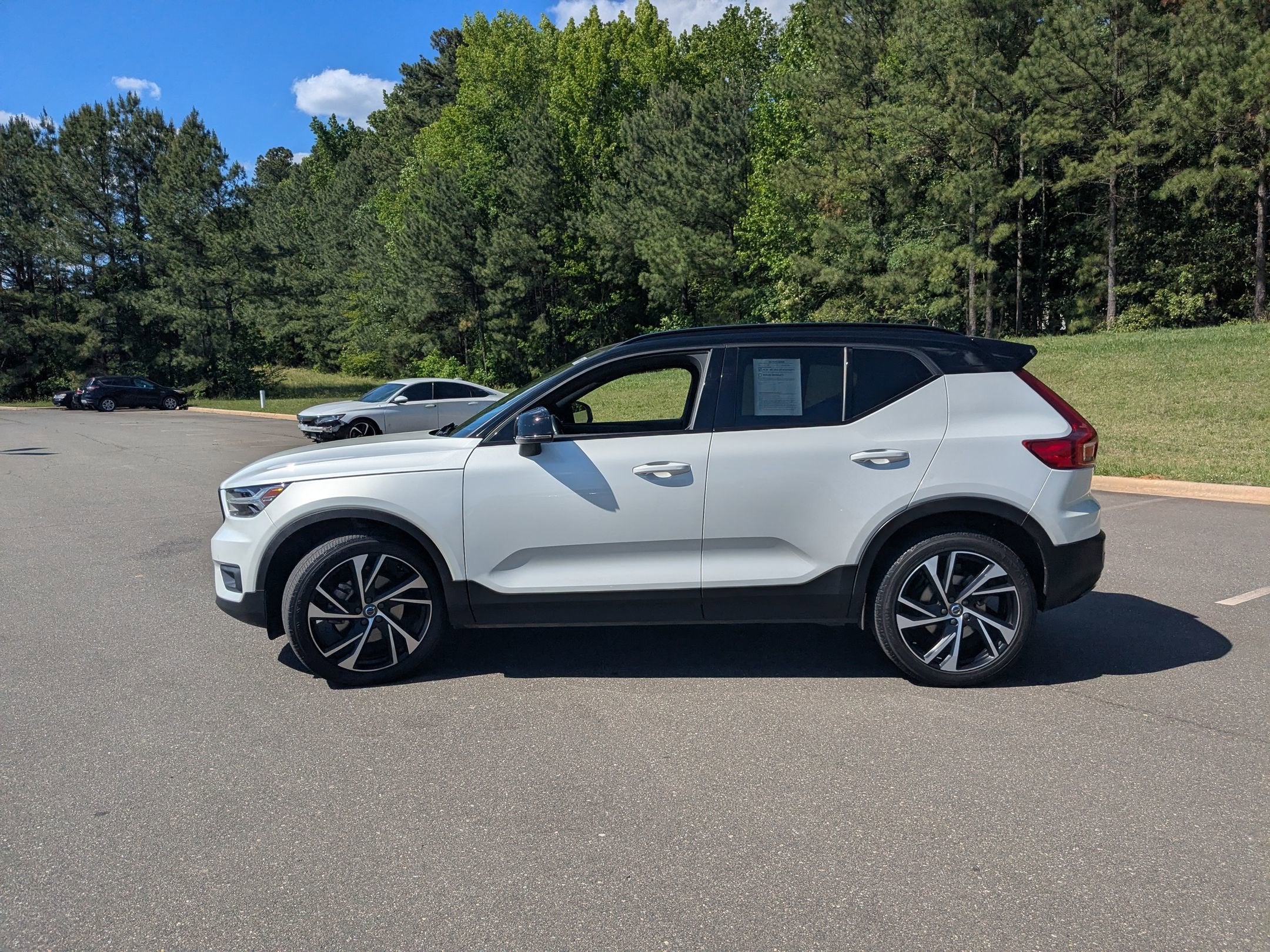 2021 Volvo XC40 R-Design