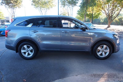 2022 Kia Sorento LX