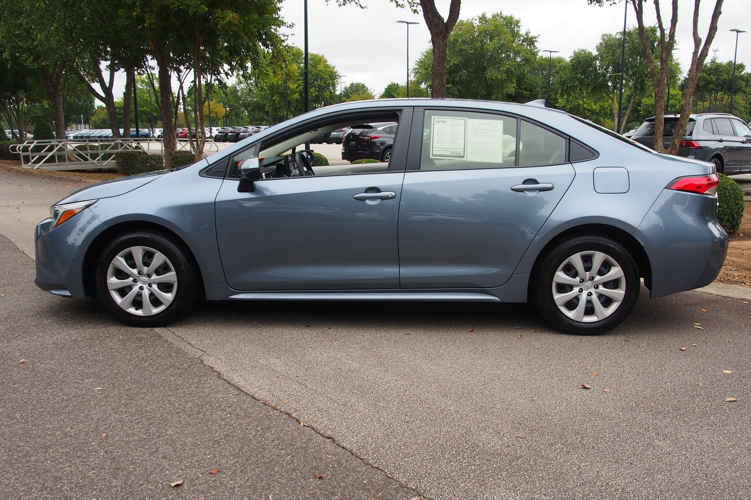 2025 Toyota Corolla Hybrid LE