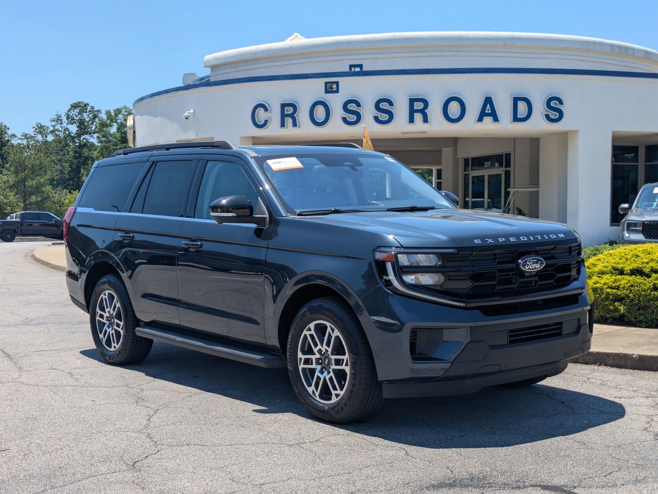 2025 Ford Expedition Active
