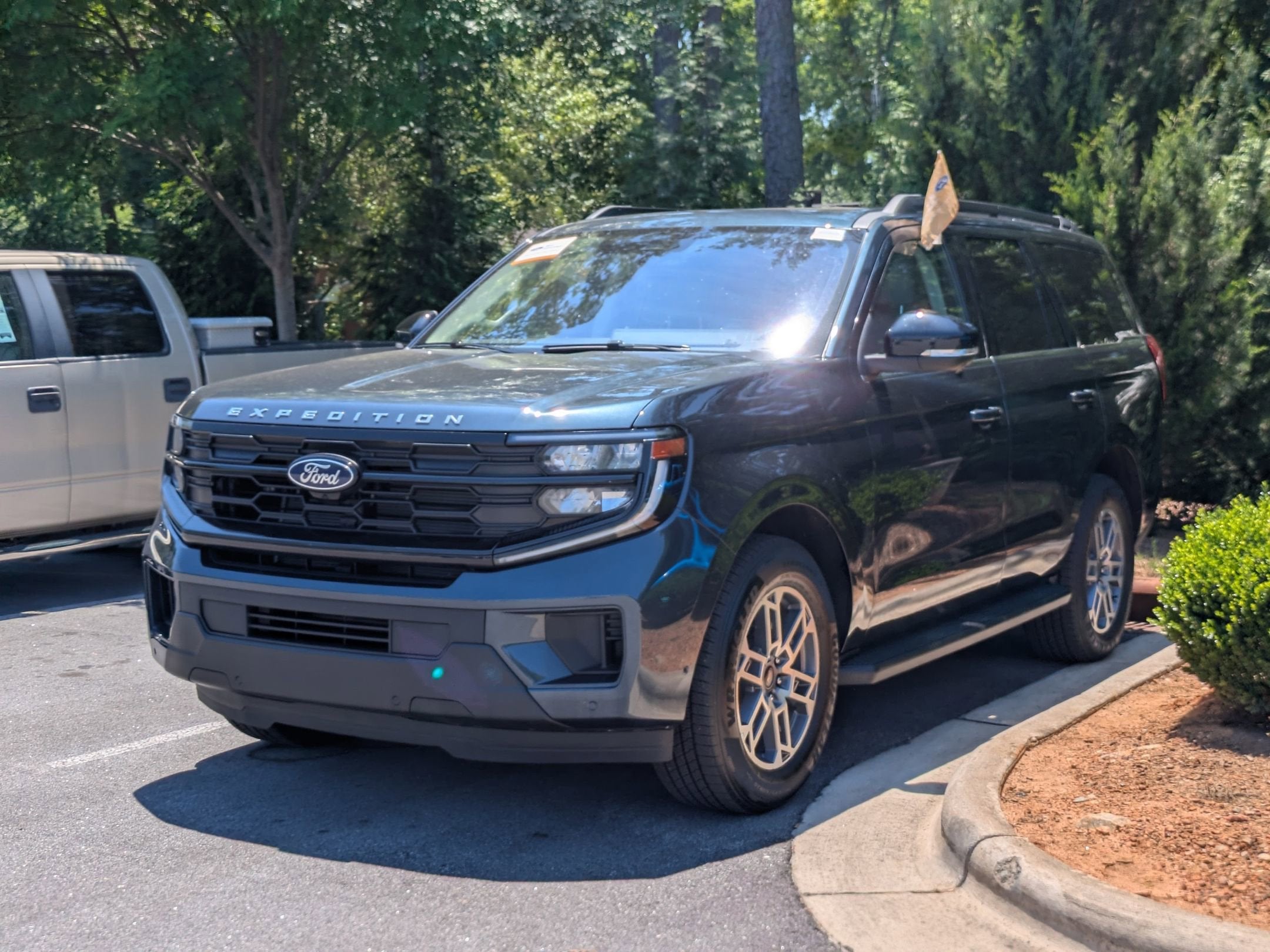 2025 Ford Expedition Active