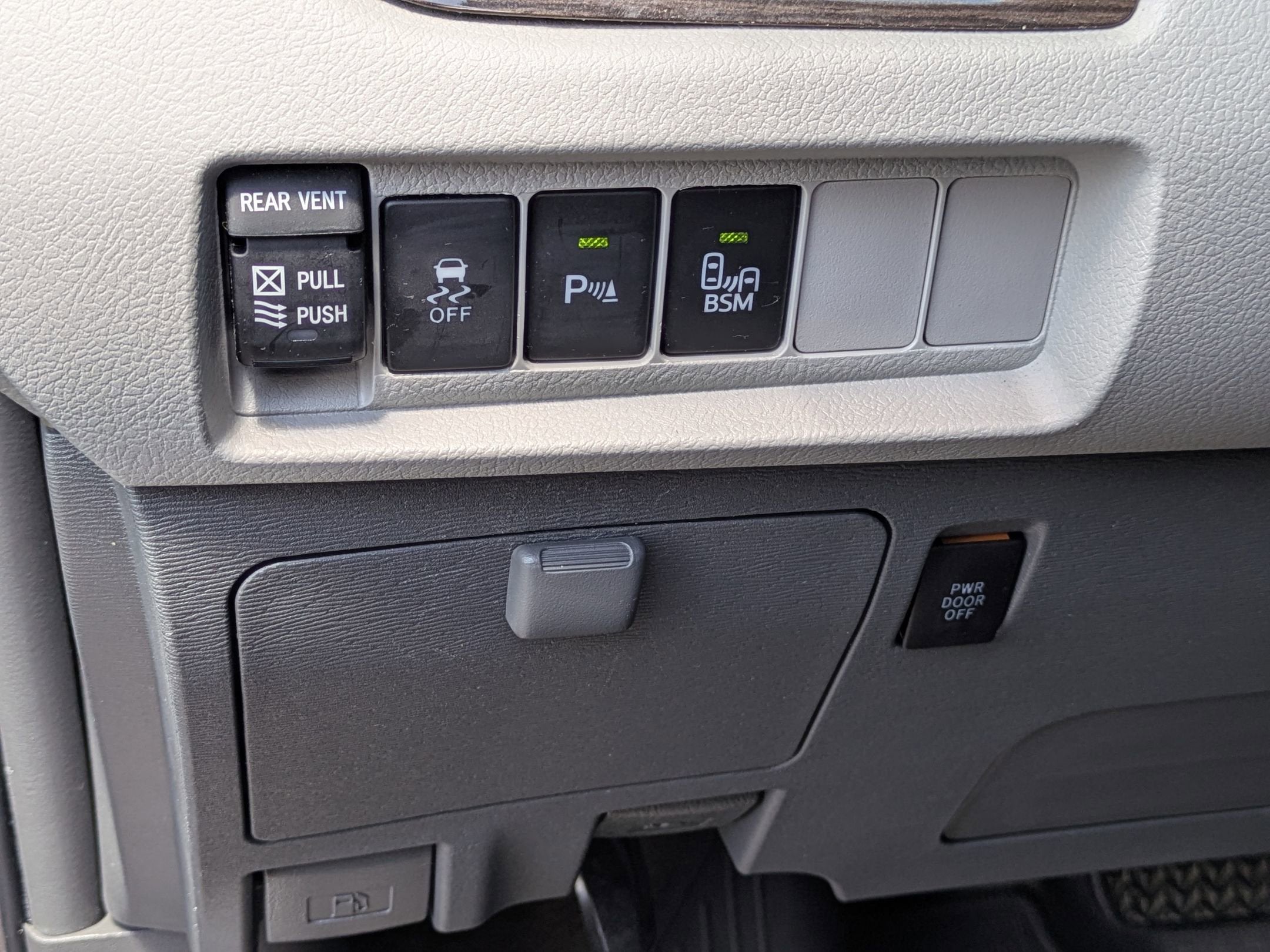 2017 Toyota Sienna XLE Premium