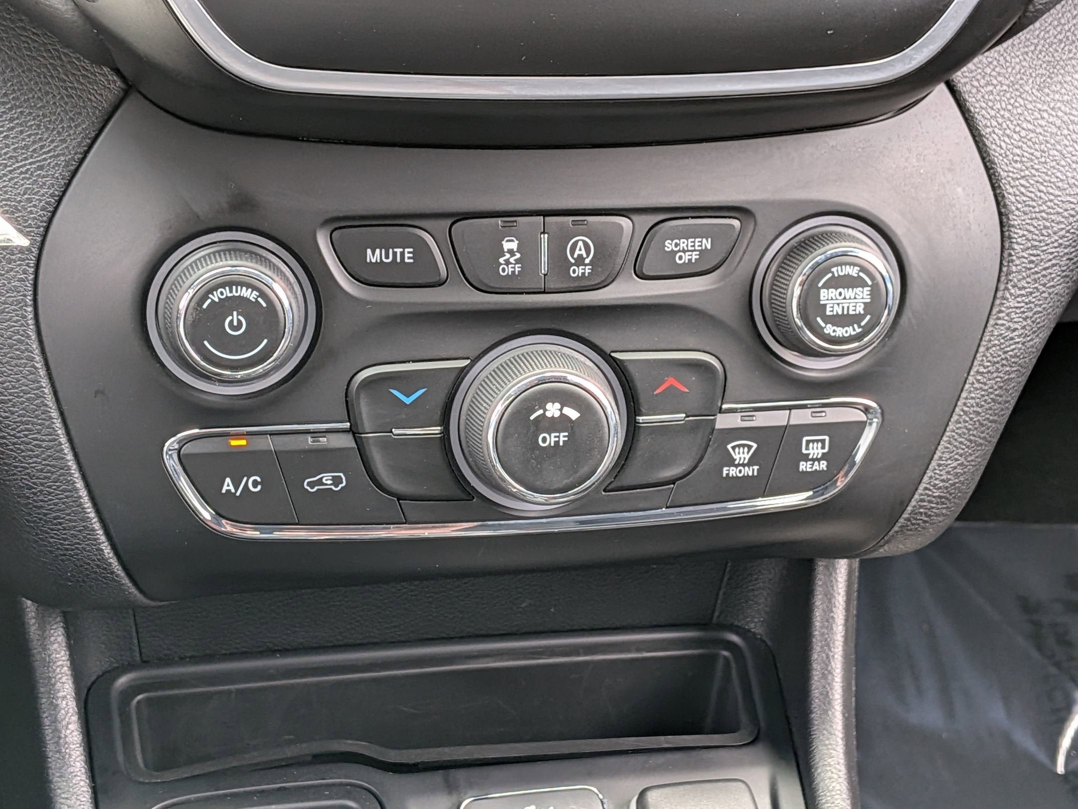 2020 Jeep Cherokee Latitude