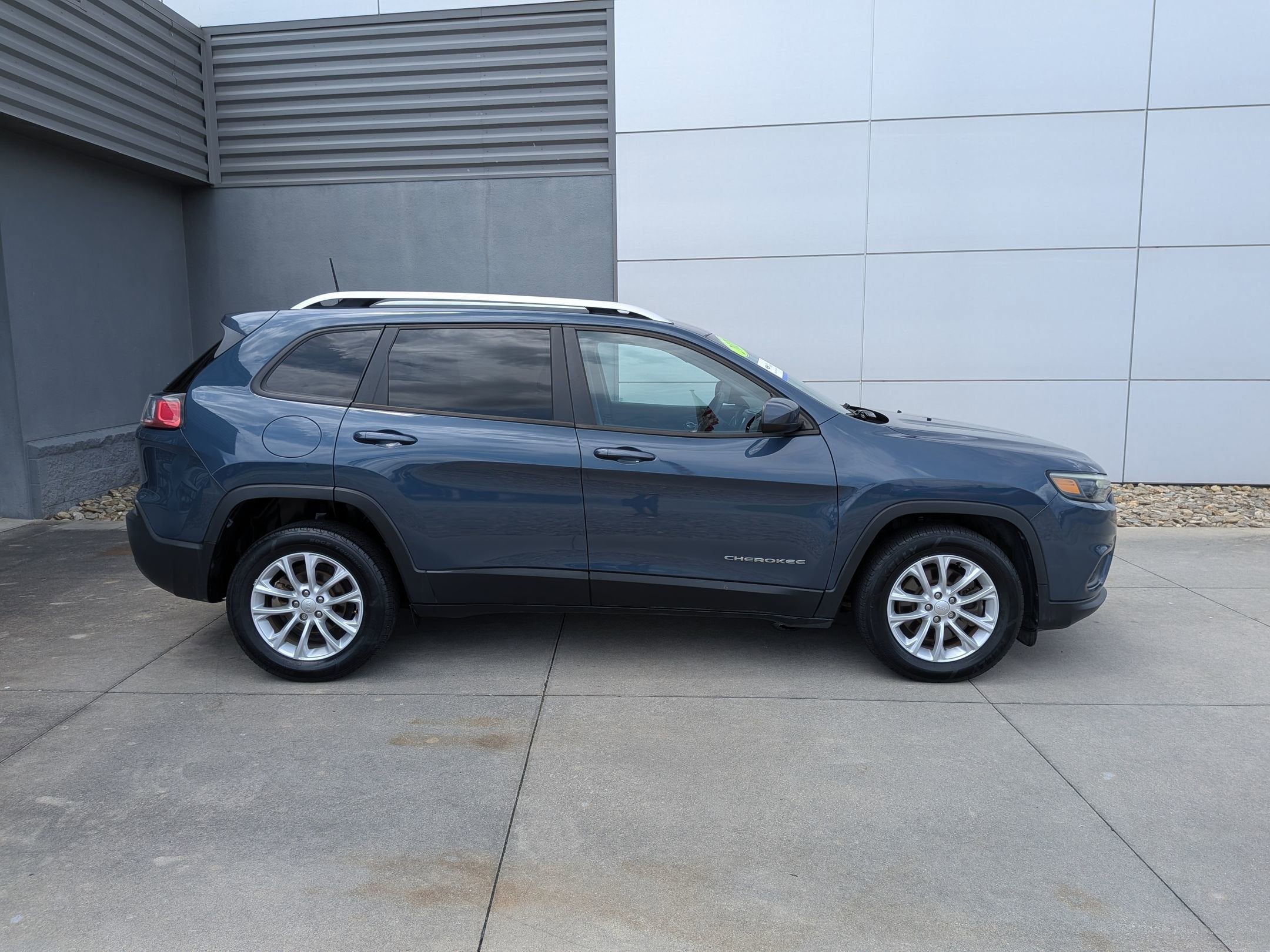2020 Jeep Cherokee Latitude