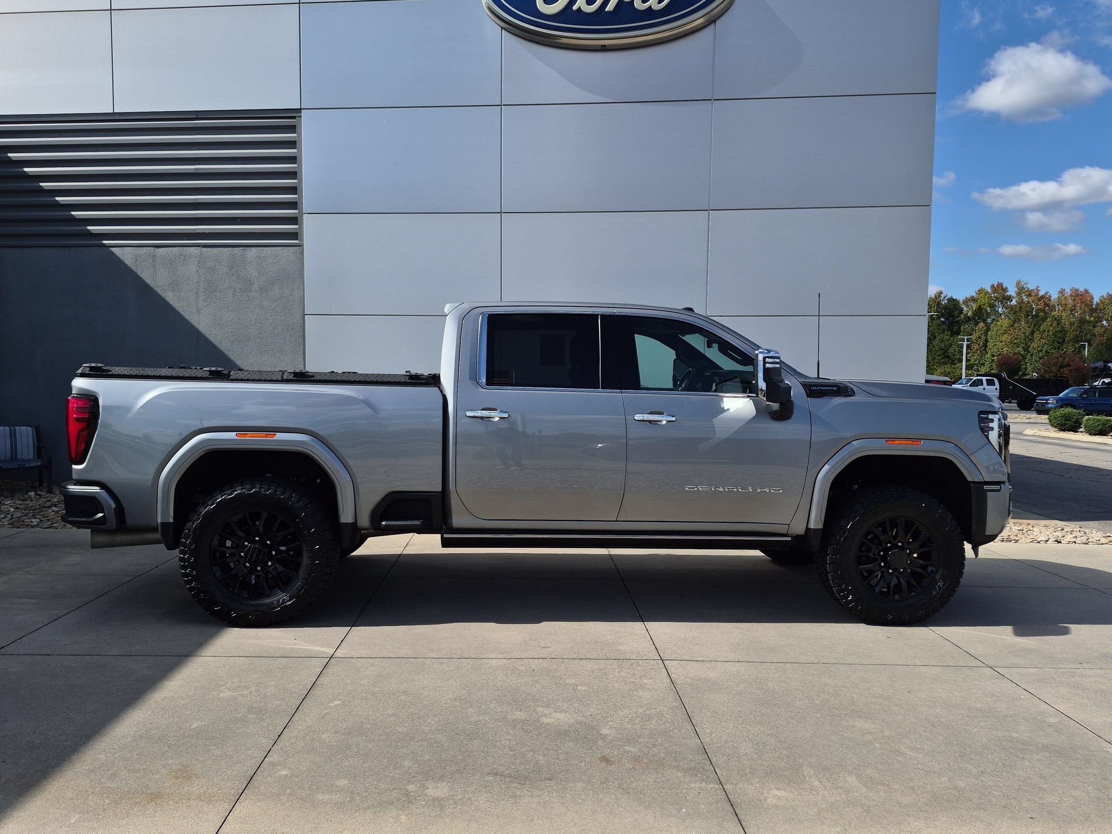 2025 GMC Sierra 2500HD Denali Ultimate