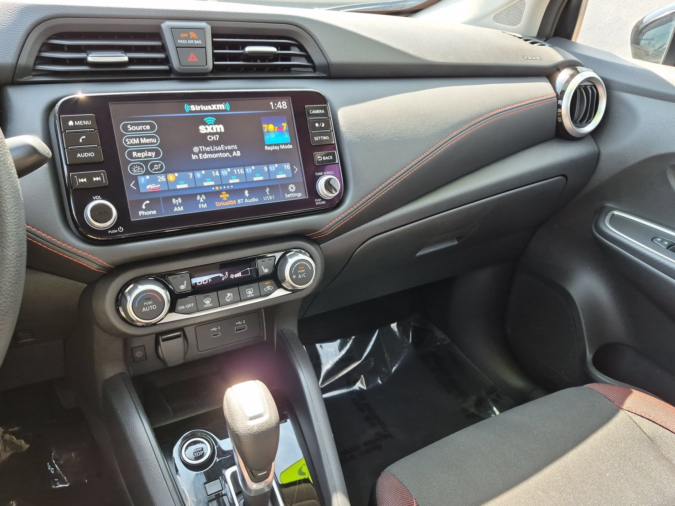 2025 Nissan Versa SR