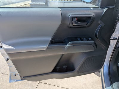 2022 Toyota Tacoma 4WD SR