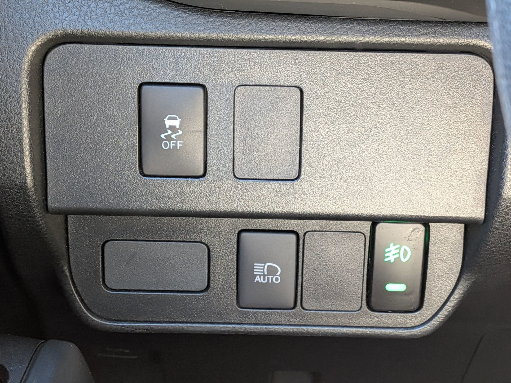 2022 Toyota Tacoma 4WD SR