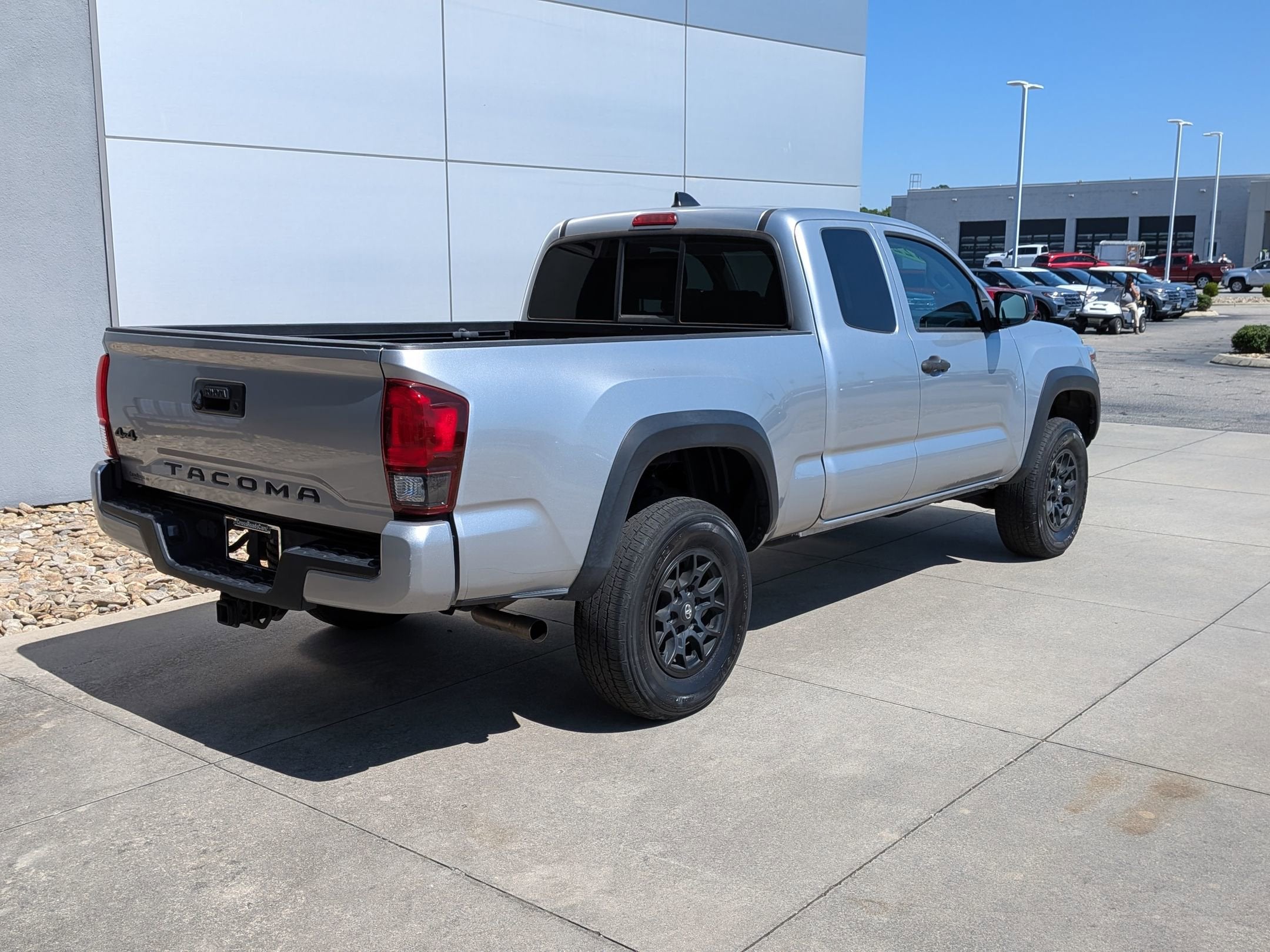 2022 Toyota Tacoma 4WD SR