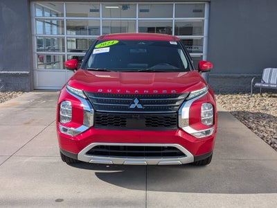 2024 Mitsubishi Outlander SE