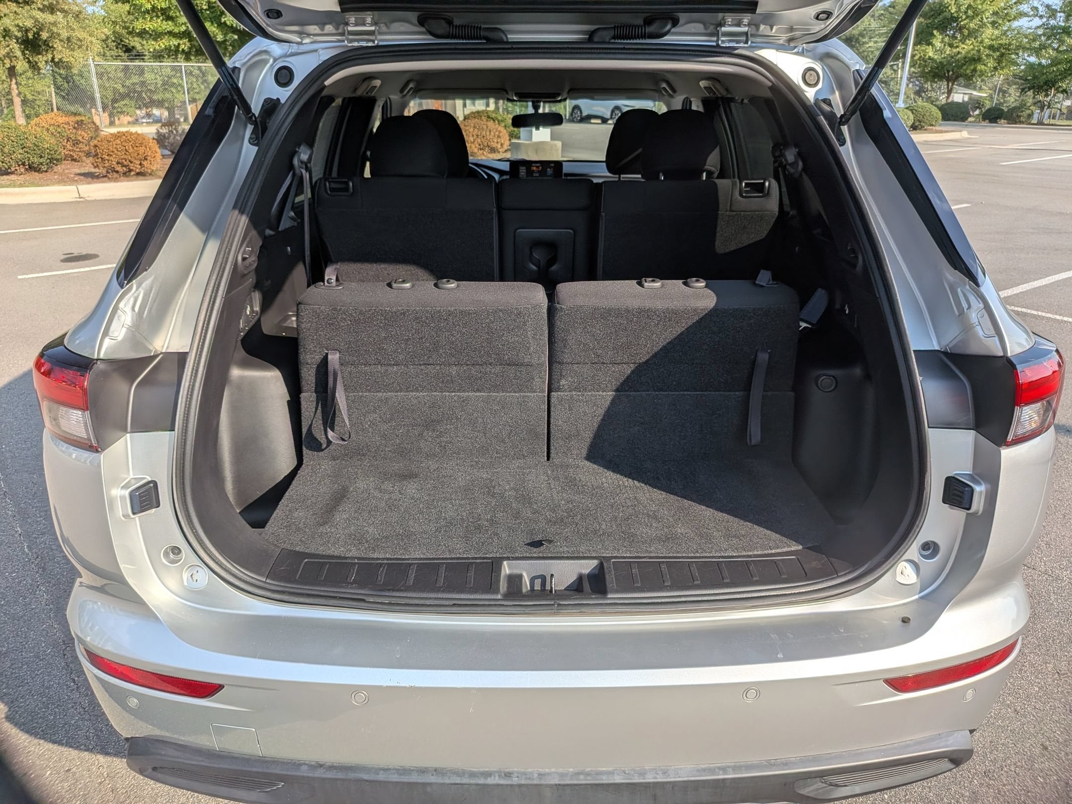 2022 Mitsubishi Outlander ES