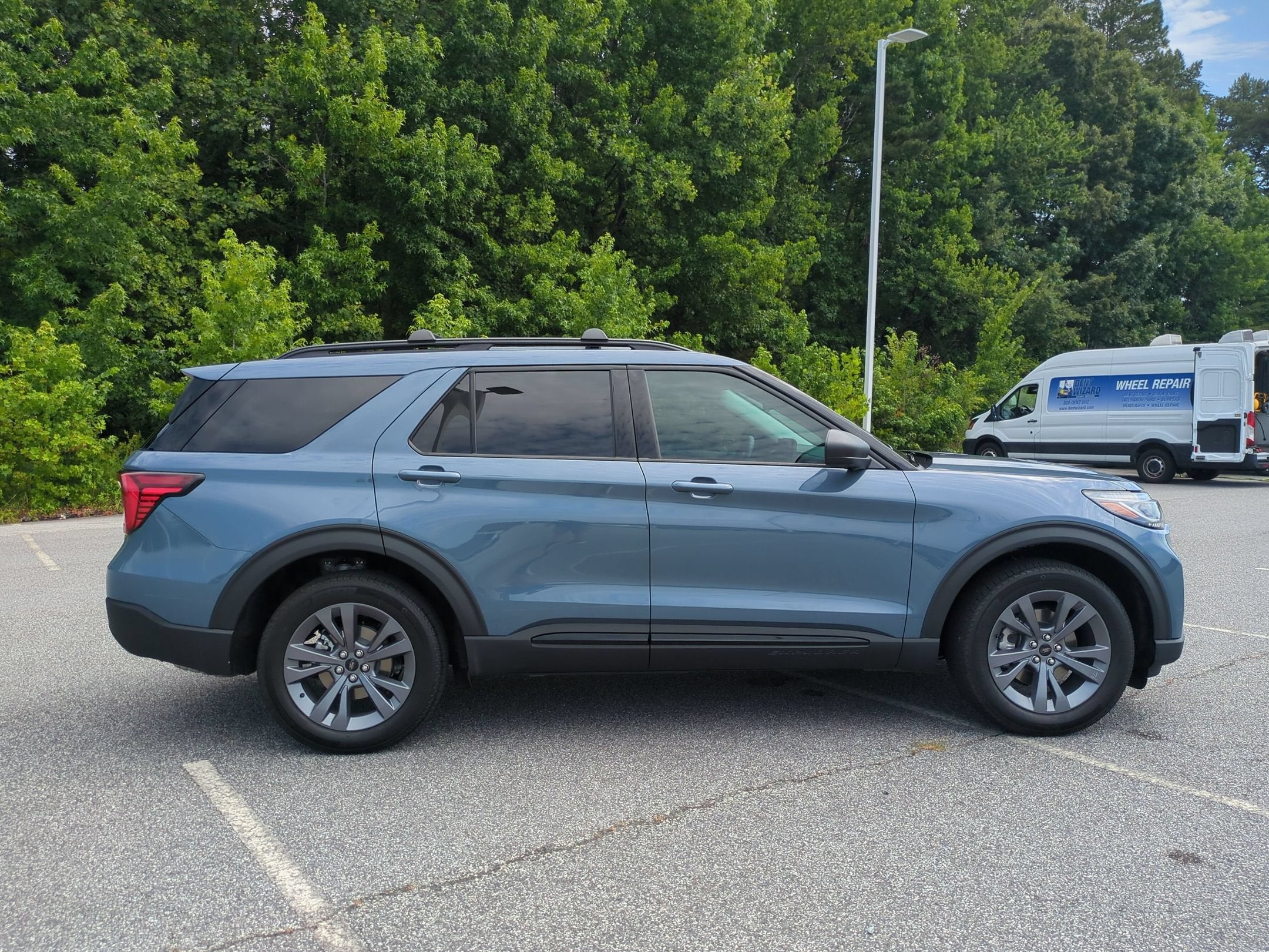 2026 Ford Explorer Active w/200A Pkg