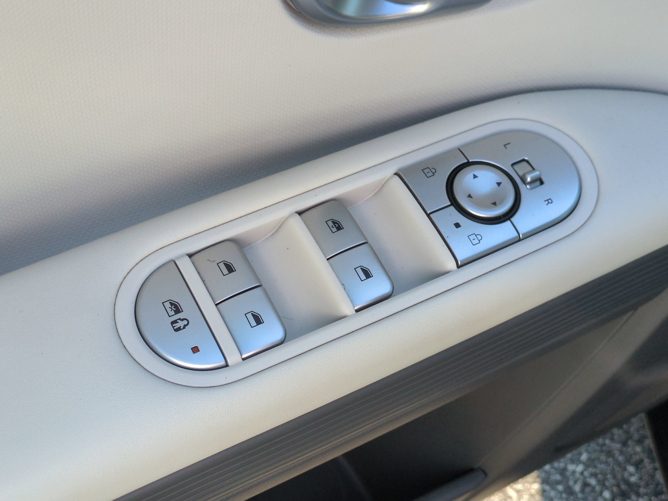 2023 Hyundai IONIQ 5 SE