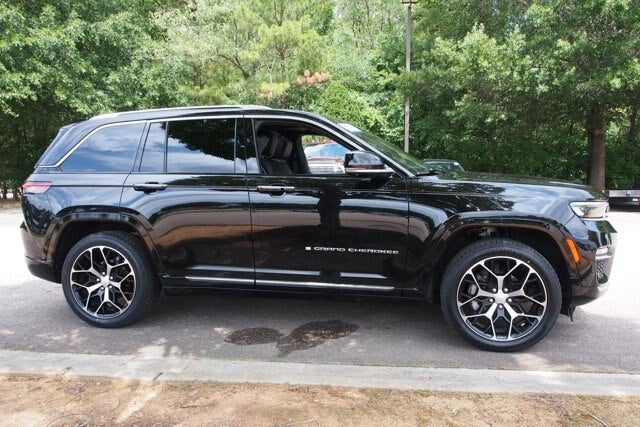 2023 Jeep Grand Cherokee Summit Reserve