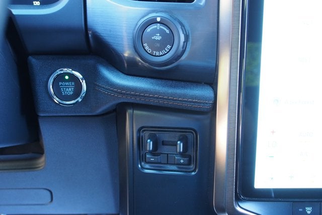 2023 Ford F-150 Lightning LARIAT