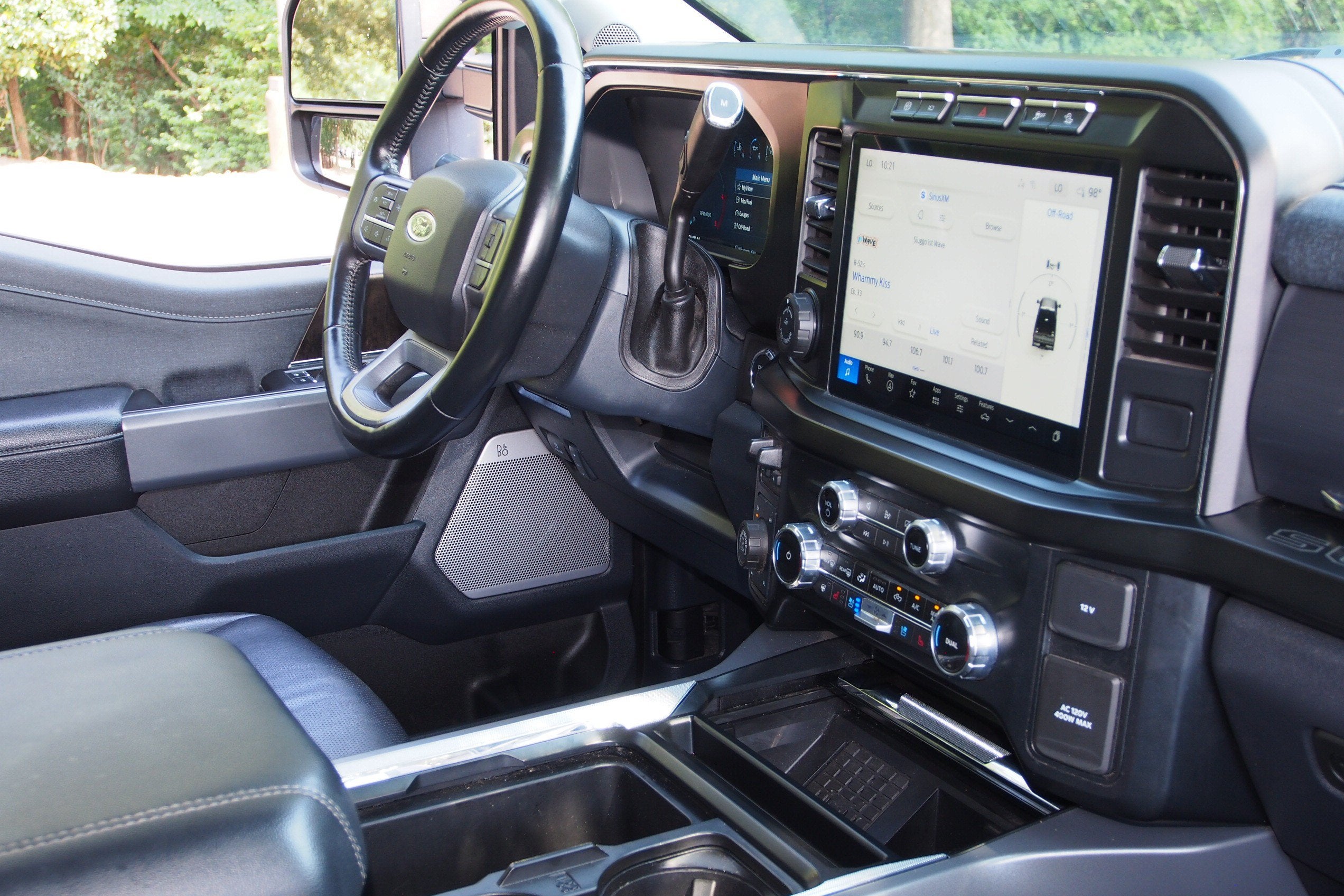 2023 Ford Super Duty F-350 SRW LARIAT