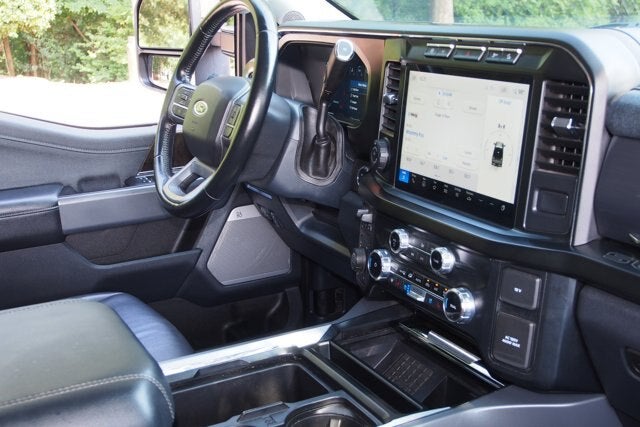 2023 Ford Super Duty F-350 SRW LARIAT