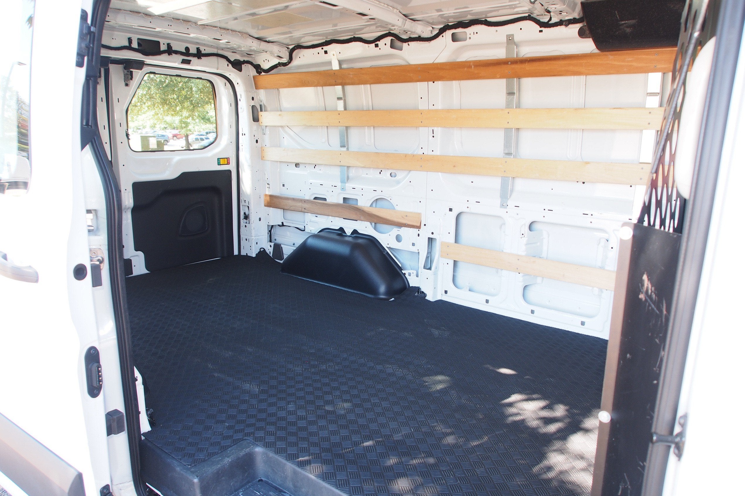 2025 Ford Transit Cargo Van Base