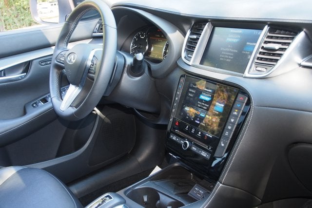 2025 INFINITI QX50 LUXE