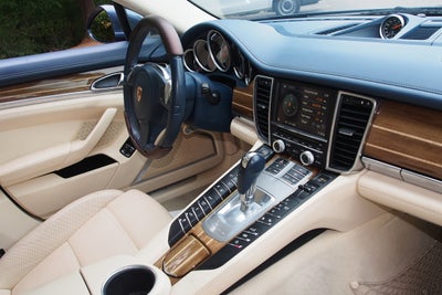 2012 Porsche Panamera Turbo